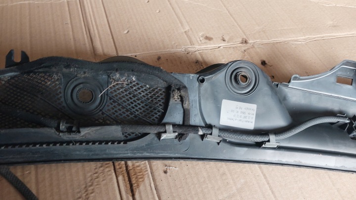 MERCEDES W204 07- DOUBLURE DE PASSAGE DE ROUE AVANT A2048300013