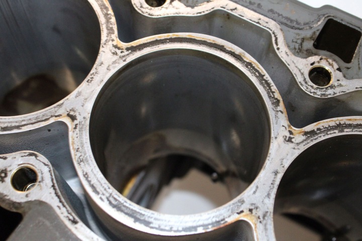 BLOC MOTEUR BMW E60 3.0 I 7558321
