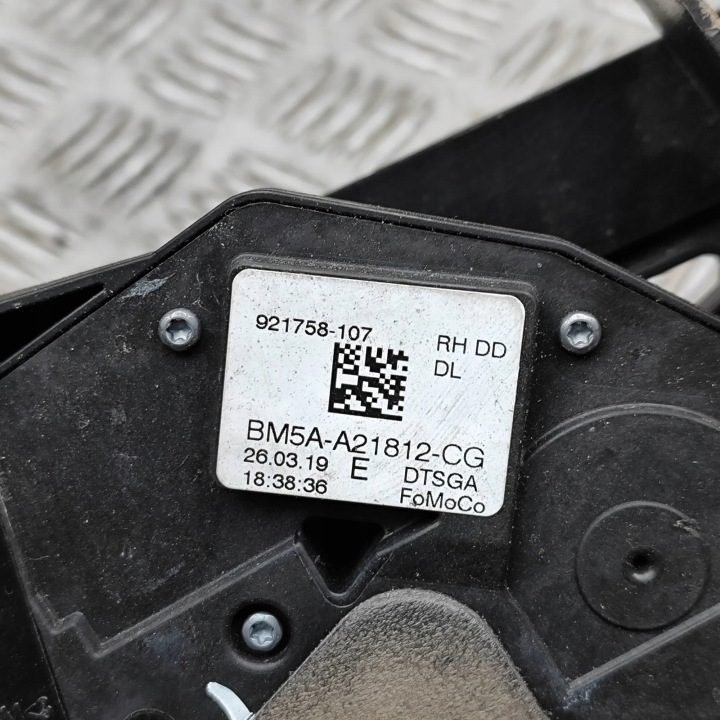 SERRURE DROITS AVANT PORTES FORD TRANSIT COURIER BM5AA21812CG 32817416
