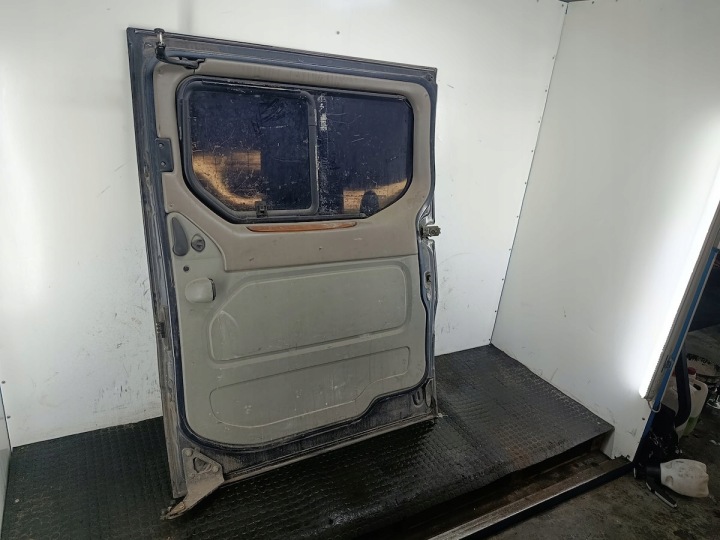 PORTES COULISSANT DROIT OPEL VIVARO A Z382