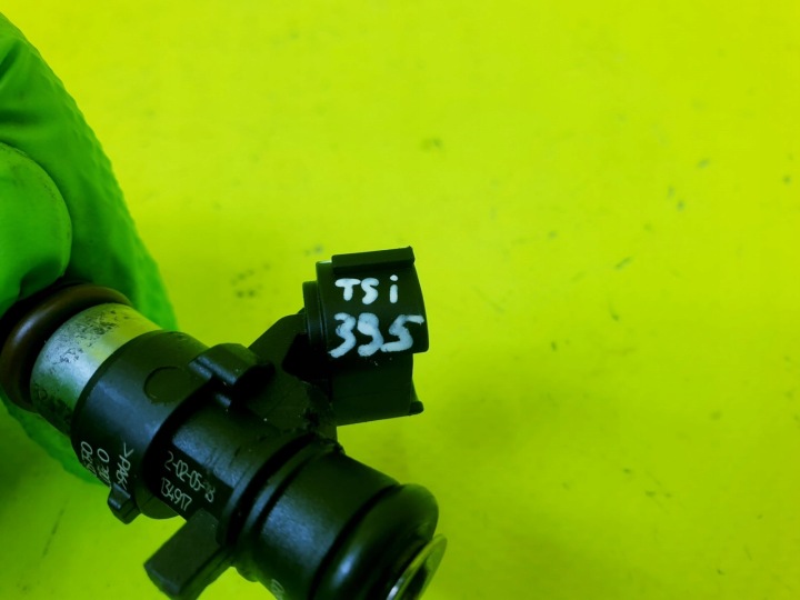 INJECTEUR CARBURANTS INJECTEUR S3 A3 GOLF VII 2.0TSI CJX 06L906031A