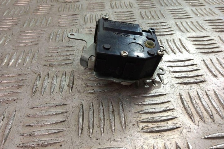 SOUPAPES STERUJACE CHAUFFAGE LEXUS LS (_F4_) 0638001100 5.0L 2008
