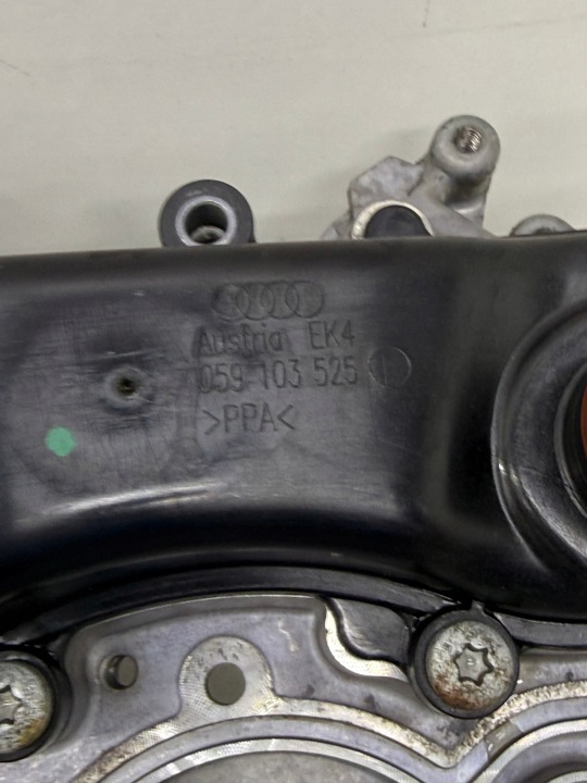 AUDI A8 A7 A6 C7 3.0 TDI CDU CLA PROTECTION CHÂSSIS COUVERCLE DISTRIBUTION POMPES À EAU
