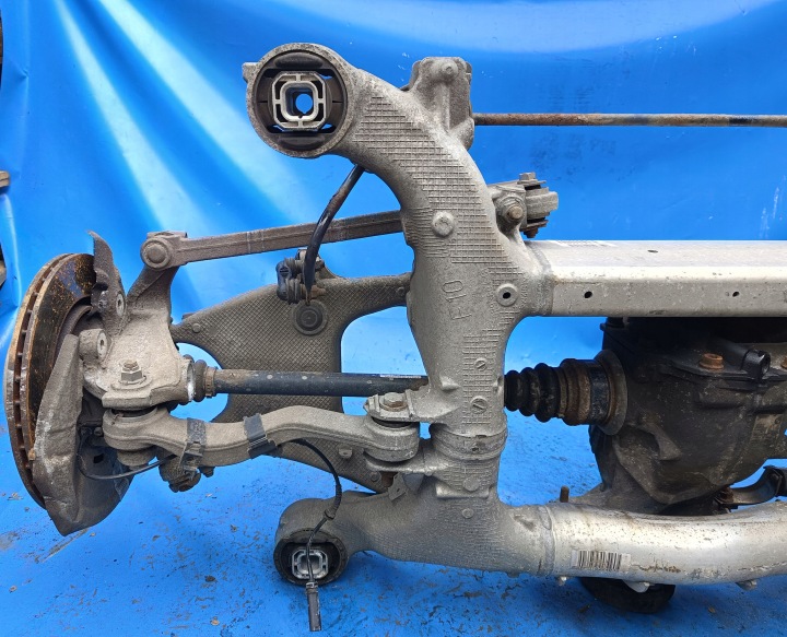 BERCEAU CHÂSSIS POUTRE SUSPENSIONS ARRIÈRE DIFFÉRENTIEL 2.93 BMW F10 F11 2.0D