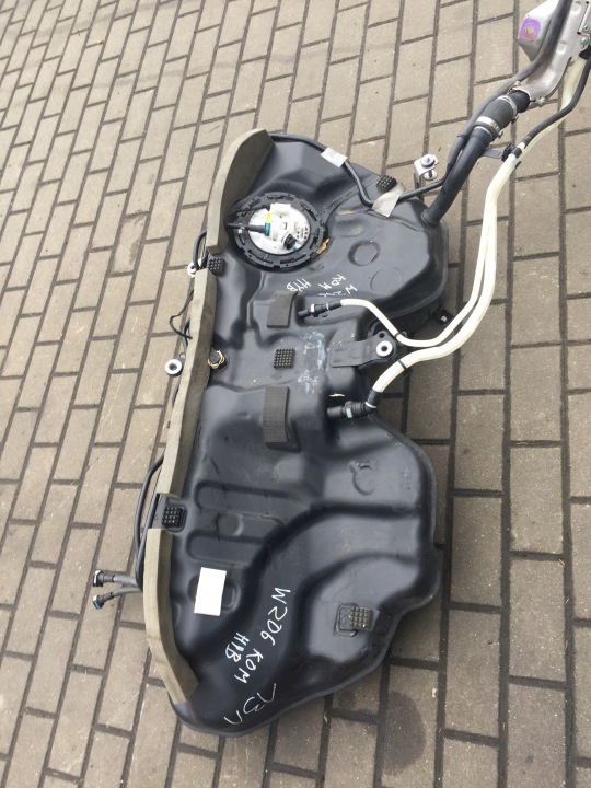 RÉSERVOIR CARBURANTS ESSENCE MERCEDES C CLASSE W206 C300E UNIVERSEL A2064701603
