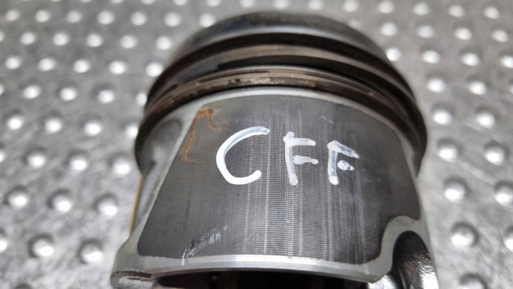 PISTON BIELLE JEU 7901G 038J DANS GOLF VI A4 B8 A5 8T Q5 8R 2.0TDI CFF CAG CGL