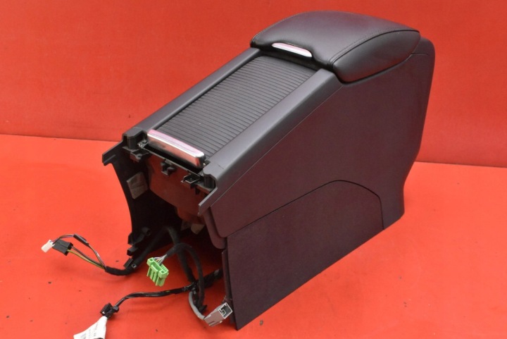 TUNNEL CENTRAL ACCOUDOIR CUIR EUROPE 30755732 VOLVO S60 2 II LIFT 13-20