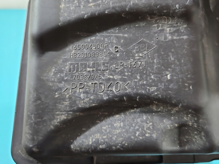 CHÂSSIS FILTRE AIR RENAULT FLUENCE 1,6 16V H4MD738 165006500P 8201089