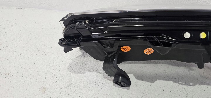 PHARE GAUCHE LED MITSUBISHI ECLIPSE CROSS LIFT 21-