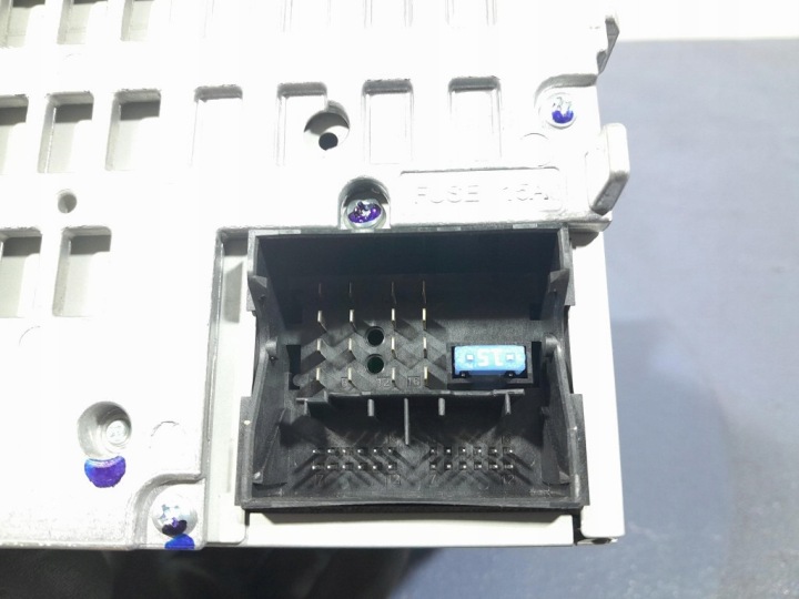 AUDI A4 B8 LIFT 11- RADIO CD D'USINE 8R1035186F