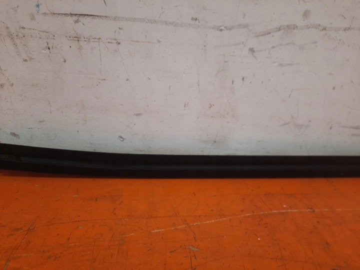 TOYOTA C-HR II 23- MOULURE RACLOIR VITRES DROIT AVANT 75710-10110