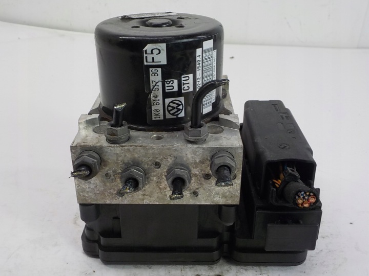 VW JETTA POMPE ABS 1K0614517BG F5 25.0212-1540.4 1K0907379AH 10.0961-0333.3