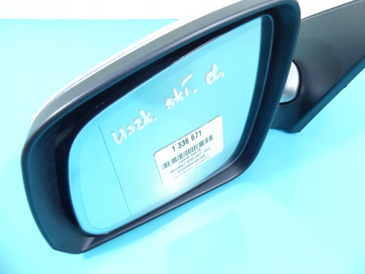 RÉTROVISEUR GAUCHE 9+6PIN 15PIN MERCEDES W204 EUROPE