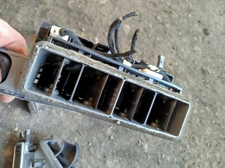 GRILLE GRILLES CONDUIT D'AIR 4F1820902B 4F1820951 AUDI A6 C6