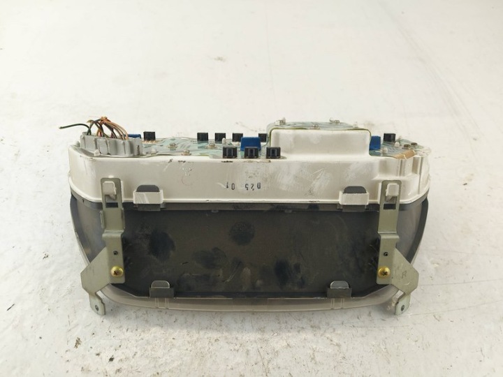 COMPTEUR COMPTE-TOURS YAC109580 AR0025006 ROVER 200 (RF)