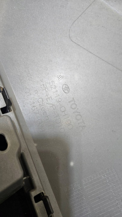 PARE-CHOCS AVANT AVANT TOYOTA AYGO X 52119-OH190