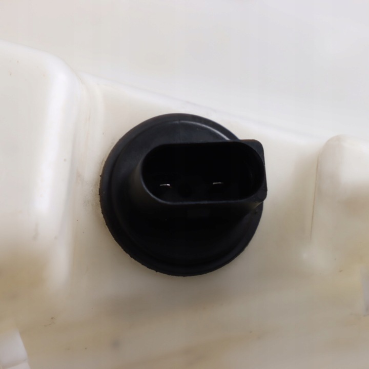 AUDI A6 C8 FLUIDE VERS LAVE-GLACES RÉSERVOIR RÉSERVOIR CONTENANT 4K0955451F