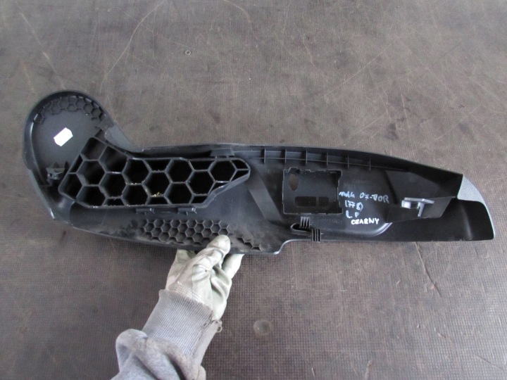 PROTECTION SIÈGES GAUCHE AVANT FORD MONDEO MK4 06-10 7S71Y62187A