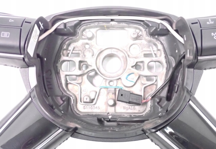 VOLANT MULTIFONCTIONNELLE A8 D4 4H 4H0419091T INU