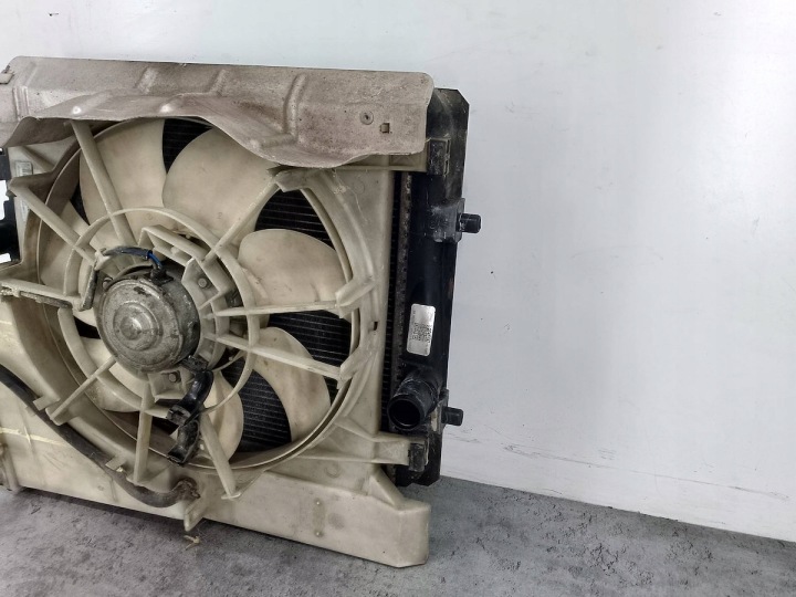 COURROIE AVANT RADIATEURS VENTILATEUR CITROEN C1 CZ422173-13420T 16360-0Q020-00