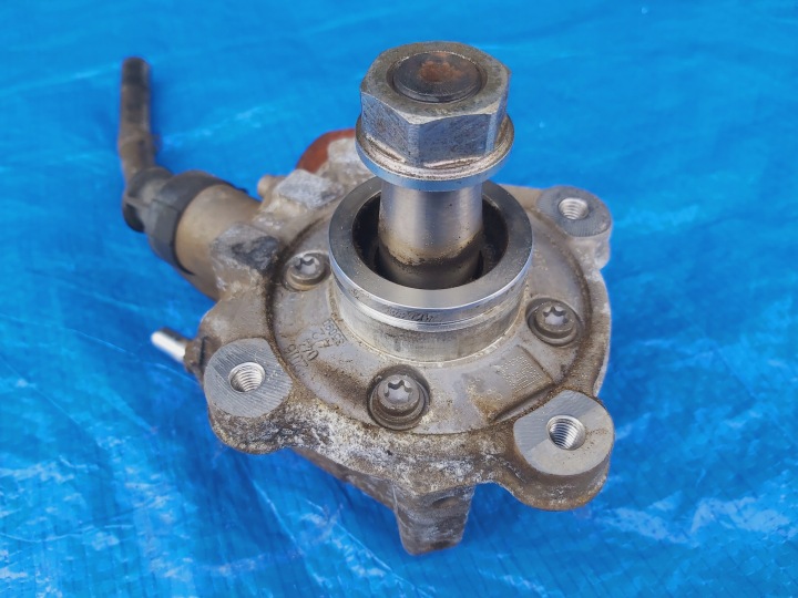 OPEL-CZESCI ZAFIRA C POMPE INJECTION 2.0 55494494