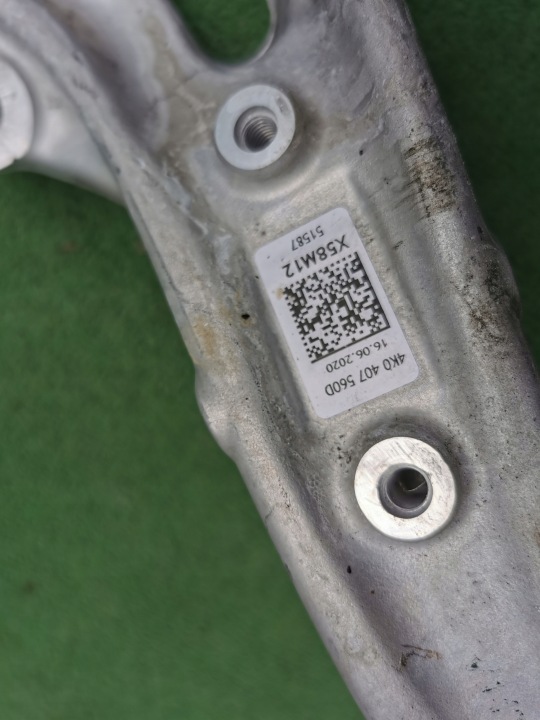 AUDI A6 C8 4K0 A7 ZWORNICA DROITE AVANT AVANT BRAS DE SUSPENSION 4K0407560D 4K0407242