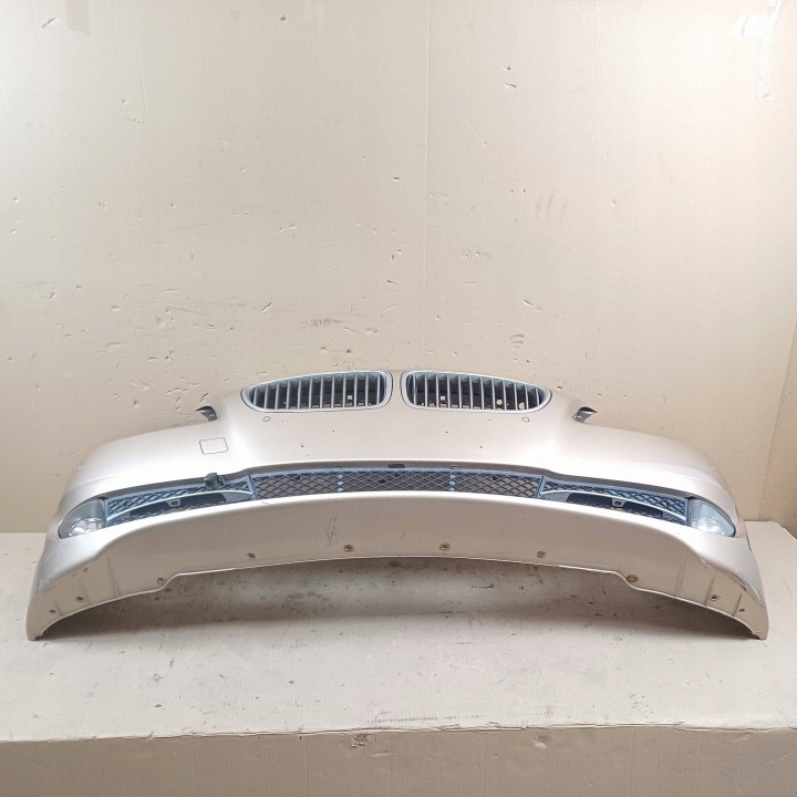 GRILLE PARE-CHOCS DROITE BMW 5 (F10) 7200700 2010