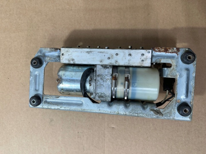 POMPE TOITS HYDRAULIQUE MERCEDES SL R230, W230 ZU, ORIGINAL ENDOMMAGÉE