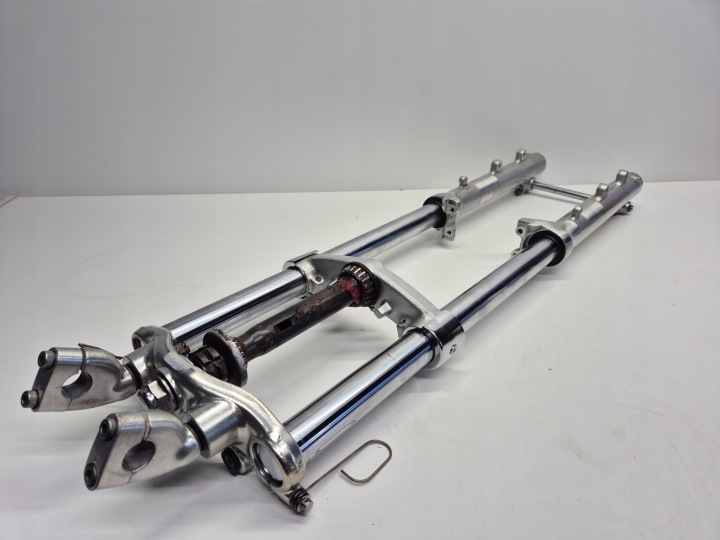 YAMAHA XV 1100 VIRAGO (97) SUSPENSION AVANT