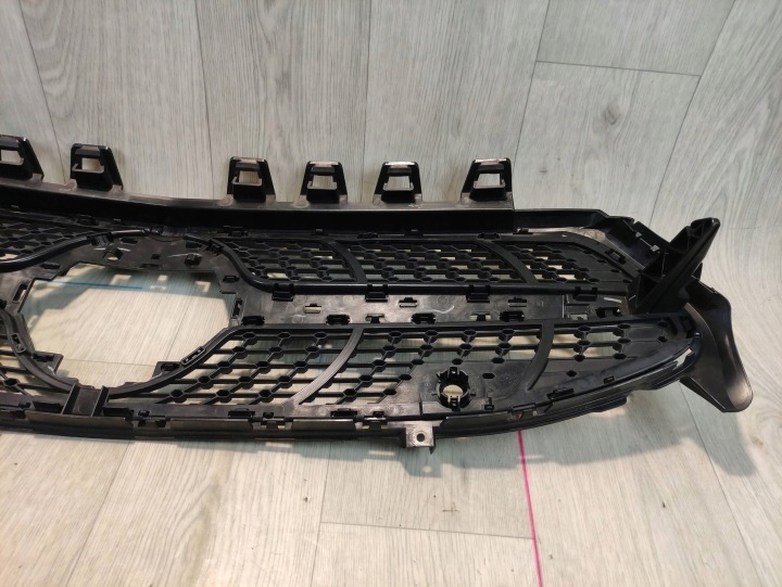 MERCEDES-BENZ CLA C118 GRILLE CALANDRE RADIATEUR A1188880000