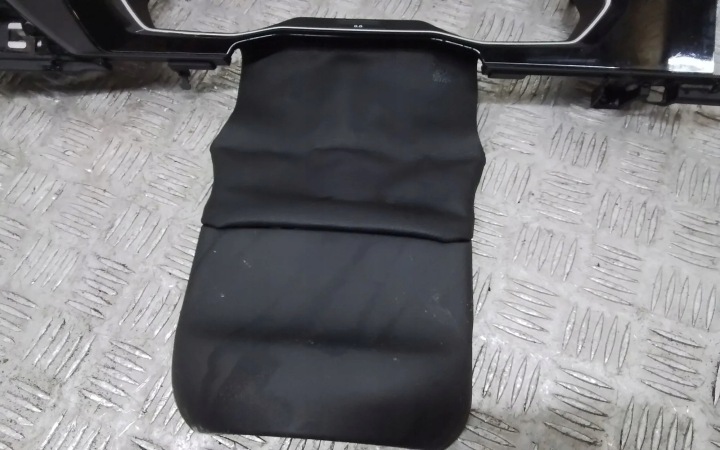 PROTECTION TABLEAU DE BORD VW JETTA MK7 17B854523J 1.4L GASOLINE 110KW 2020
