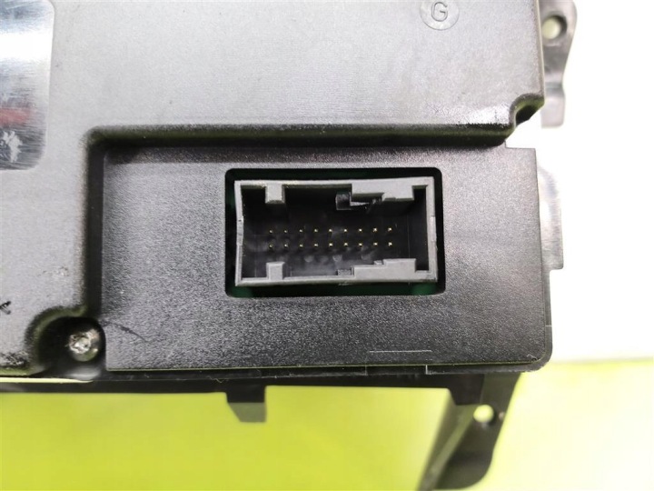 PANNEAU CONDUIT D'AIR CLIMATISATION FIAT CROMA II 2005-2011 7354319520