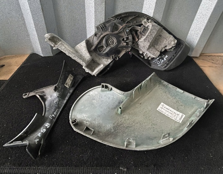 RÉTROVISEUR CAMÉRA DROITE MERCEDES ACTROS MP5 A9608101513