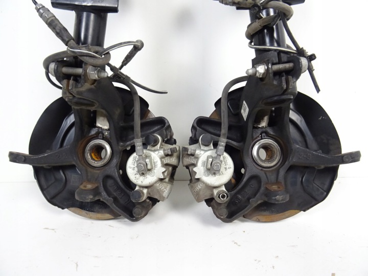ARONA LIFT 1.0 TSI AMORTISSEUR ROTULE DE DIRECTION DROITE 2Q0413031DR 2Q0256AD