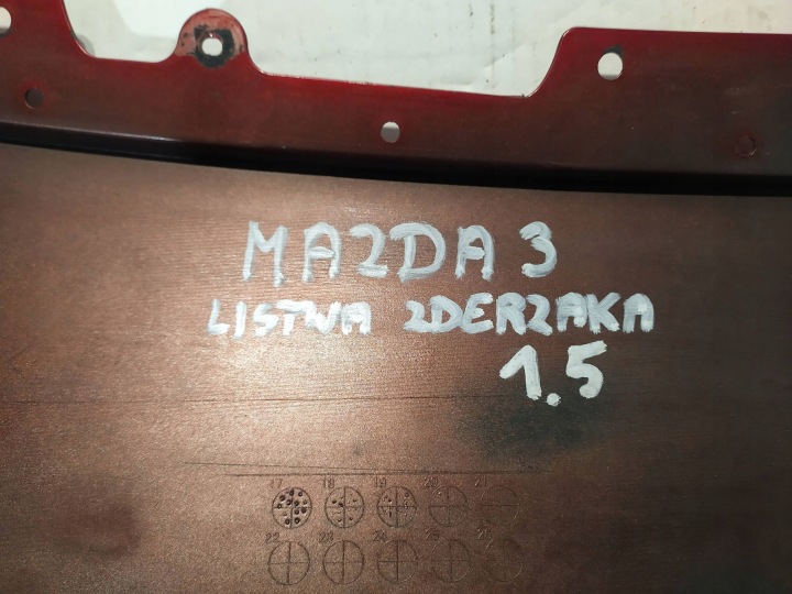 MOULURE PARE-CHOCS MAZDA 3 IV BCKA-507E1