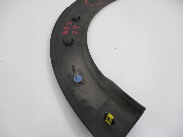 CITROEN C4 CACTUS MOULURE GARDE-BOUE DROITE ARRIÈRE 9801554380