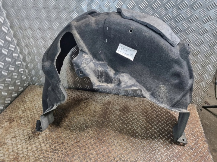 2020 MERCEDES-BENZ A W177 PASSAGE DE ROUE ARRIÈRE A1776905303