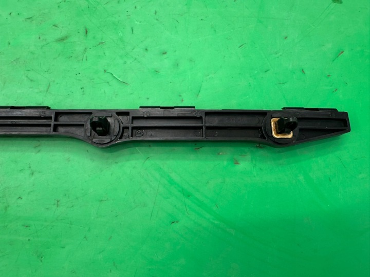 GLISSIÈRE FIXATION PARE-CHOCS ARRIÈRE GAUCHE 52158-30081 LEXUS GS III 05-12