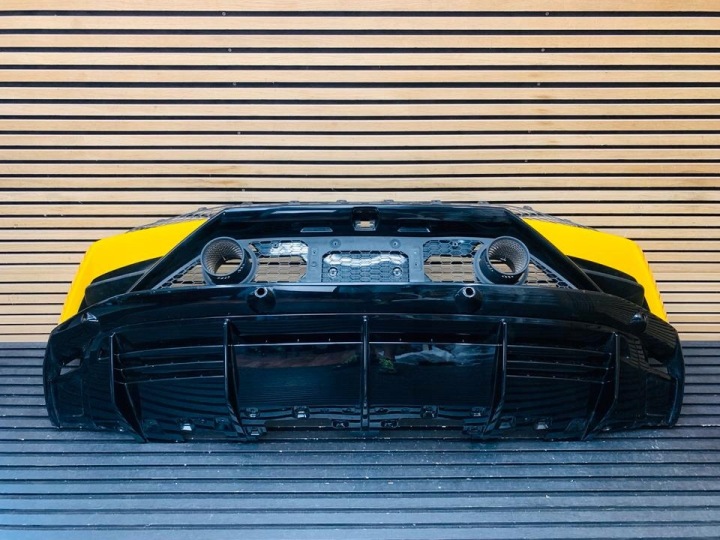LAMBORGHINI HURACAN EVO PARE-CHOCS ARRIÈRE 4T0807539