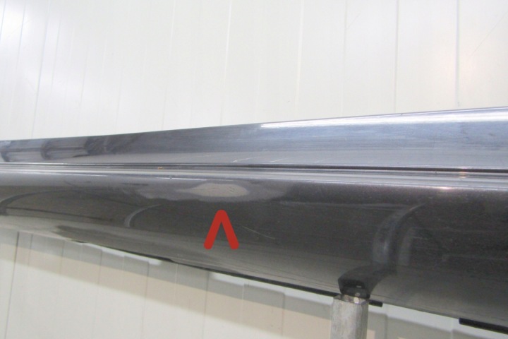 MOULURE SEUIL DROITE MERCEDES C 257 CLS AMG 18-