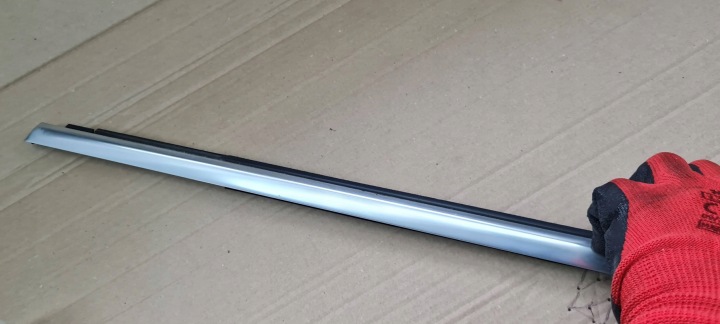 SQ5 Q5 80A MOULURE PORTES ZGARNAJACA GAUCHE GAUCHE AVANT SATIN 24R 80A853283
