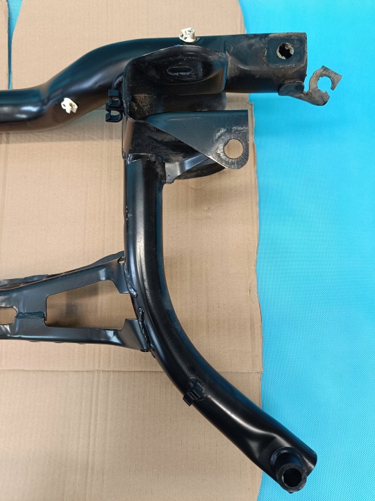 CUPRA LEON AVANT 2.0TFSI 140KW 24R CHÂSSIS CHÂSSIS POUTRE BERCEAU ARRIÈRE 5Q0505315H