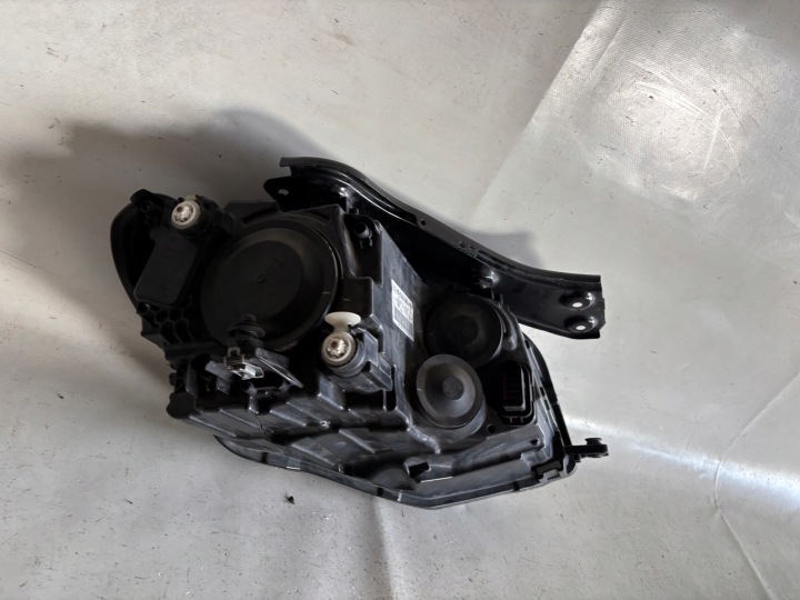 VW CADDY IV 4 LIFT 2K1 PHARE GAUCHE ORDINAIRE 2K1941015B