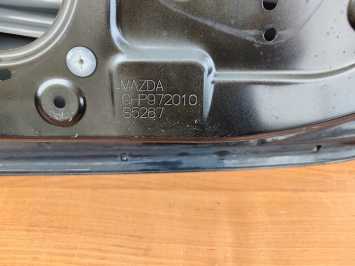 MAZDA VI 6 UNIVERSEL 13-18 ANNÉE DROIT PORTES ARRIÈRE ARRIÈRE