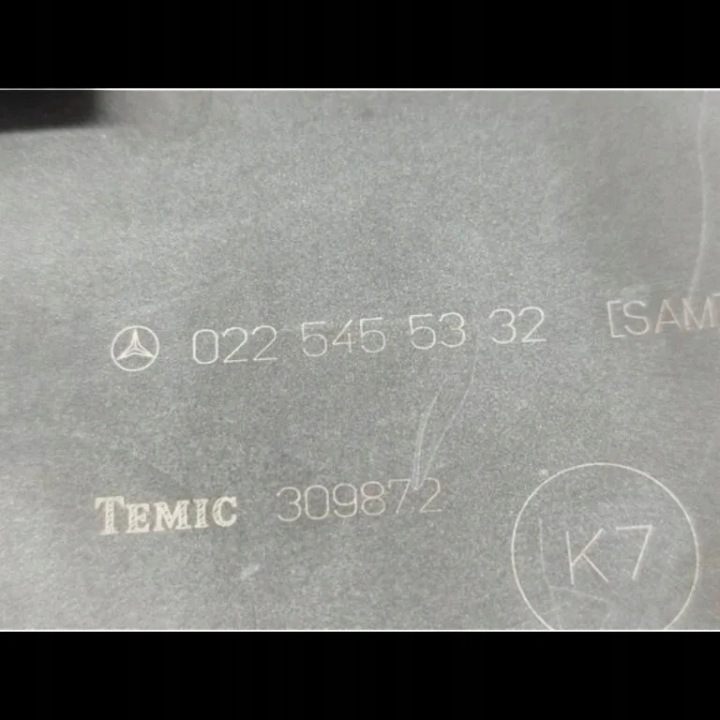 BOÎTE FUSIBLES MERCEDES-BENZ E (W211) 0225455332 2.2L DIESEL 2000