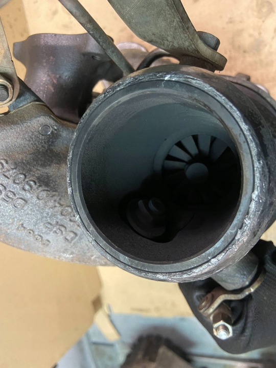 MERCEDES TURBO TURBINE TURBOCOMPRESSEUR A6510904180 A6510902880