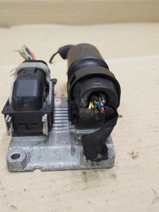 ORDINATEUR CONTRÔLEUR MOTEUR OPEL CORSA C 55354330 0261208670
