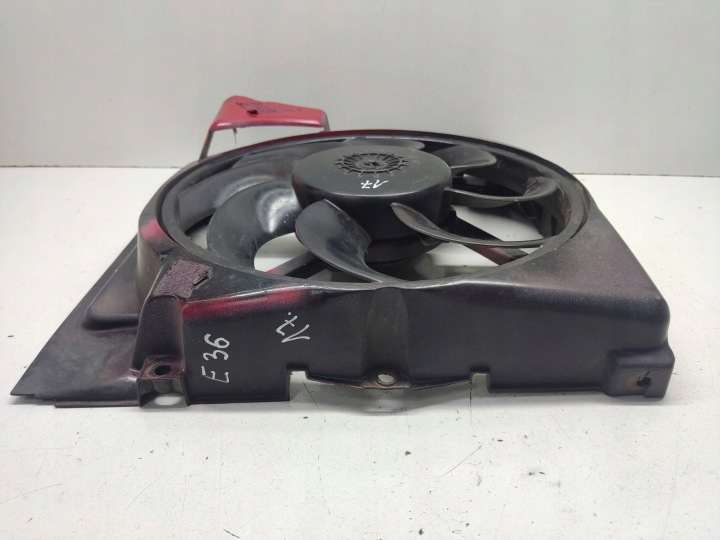BMW 3 E36 1997 VENTILATEUR RADIATEUR 8364093