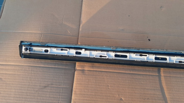INFÉRIEURE MOULURE PORTES DROIT AVANT AUDI A6 C6 ALLROAD