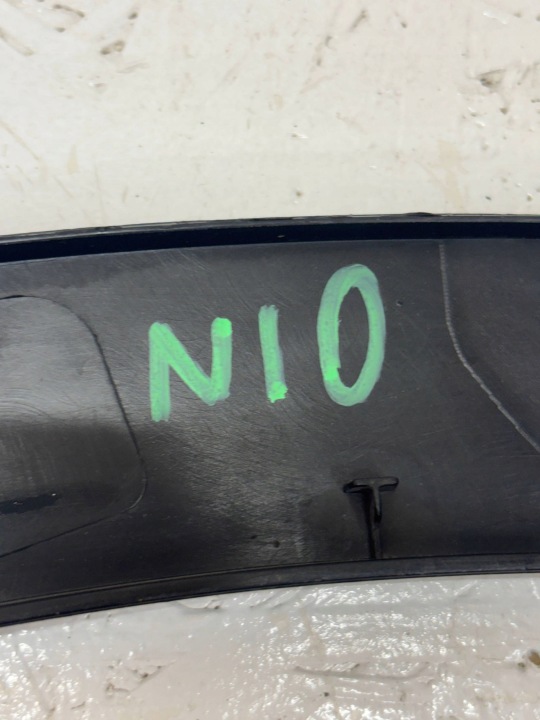 NISSAN QASHQAI 2010 ARRIÈRE CÔTÉ GAUCHE MOULURE GARDE-BOUE ARRIÈRE 938294EA0B